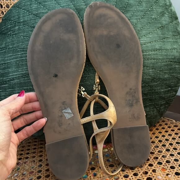 Tory Burch Marion Tan Quilted T-Strap Sandals - Picture 3 of 5